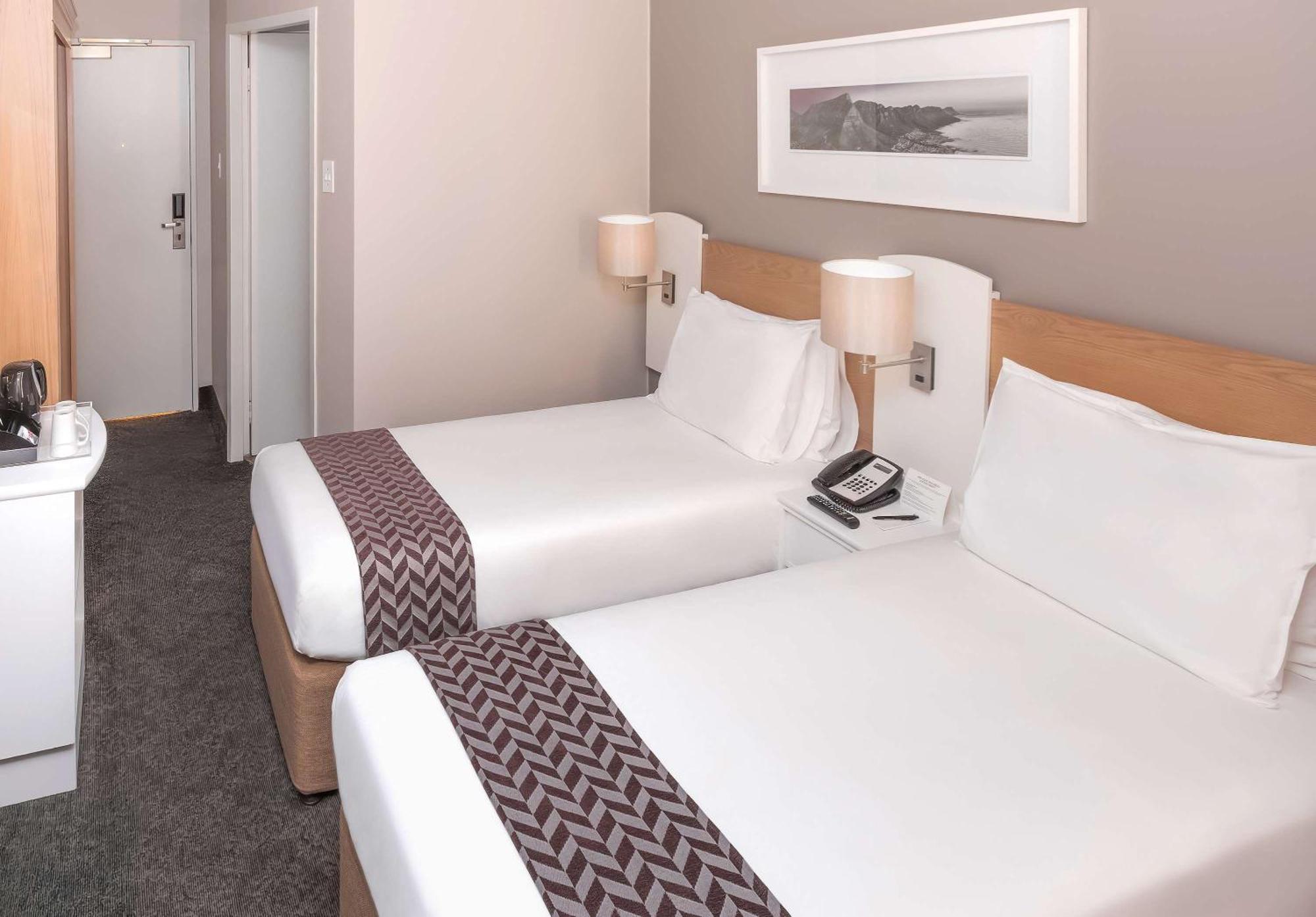 Stayeasy Century City Kapstadt Exterior foto